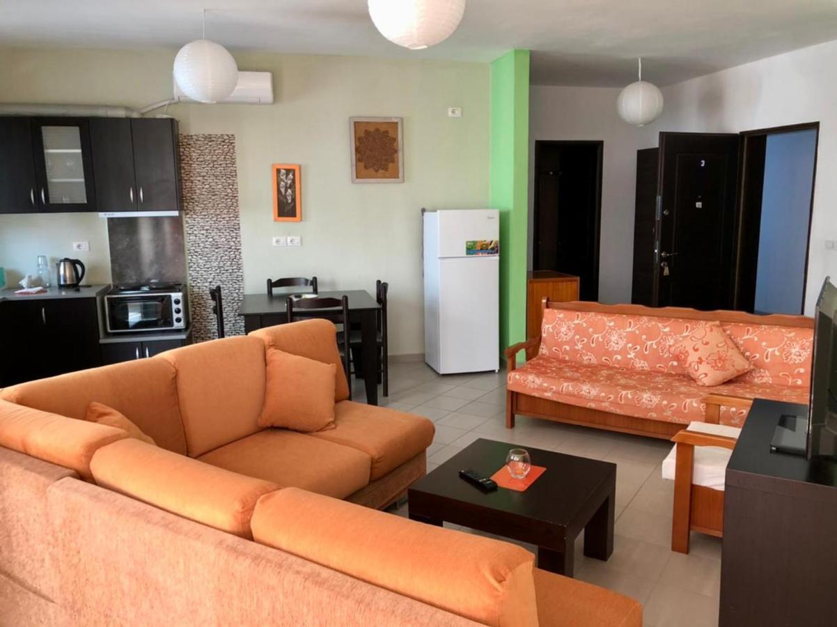 Lorenso Guest House Sarande Exterior photo